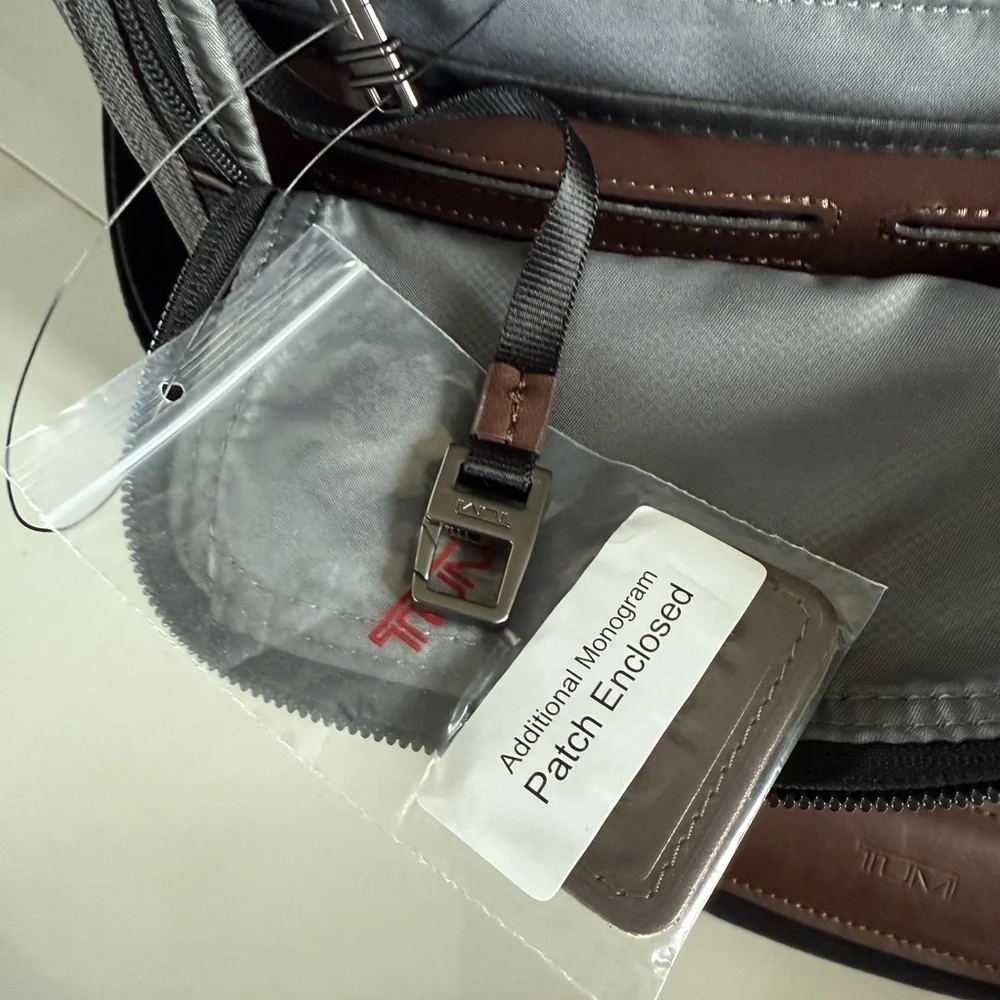 Tumi Briefcase Bag Expandable luggage Gray and Brown NWT